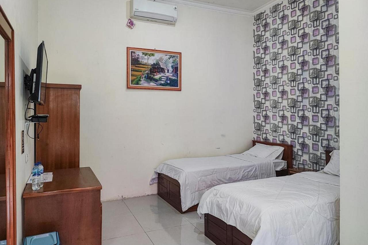 Reddoorz At Tanakatto Homestay Waikabubak Eksteriør bilde